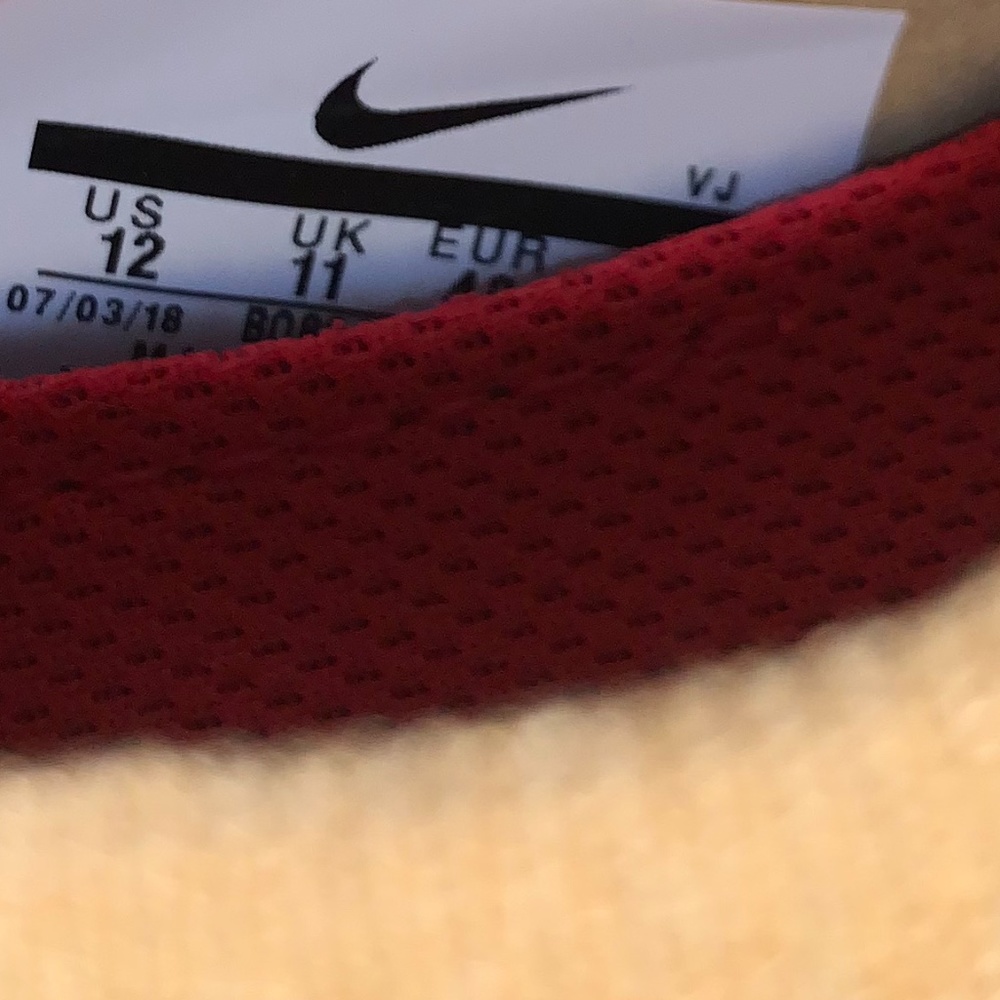 Nike Epic React Flyknit 2 - image 5